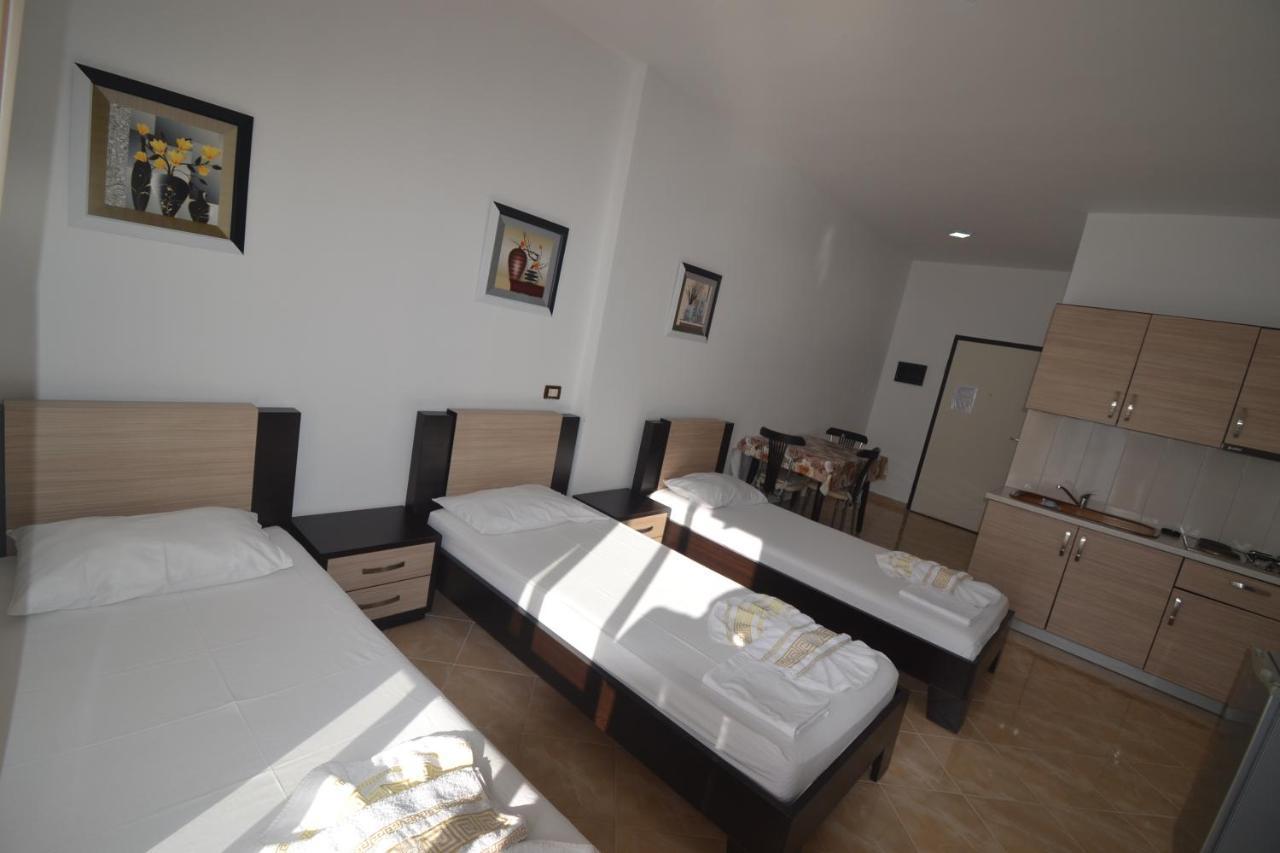 Blue Bay Apartments Sarandë Eksteriør bilde