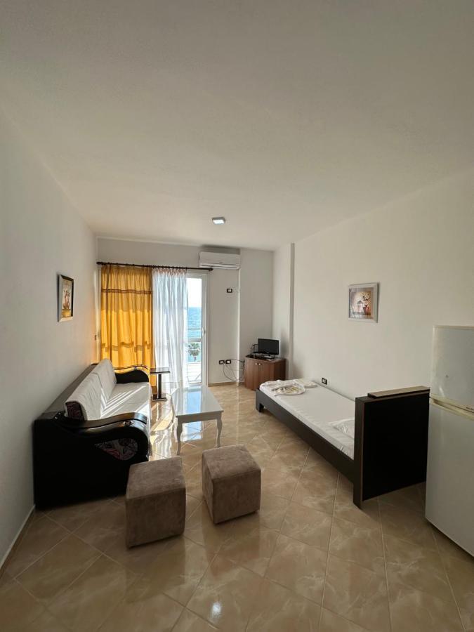 Blue Bay Apartments Sarandë Eksteriør bilde