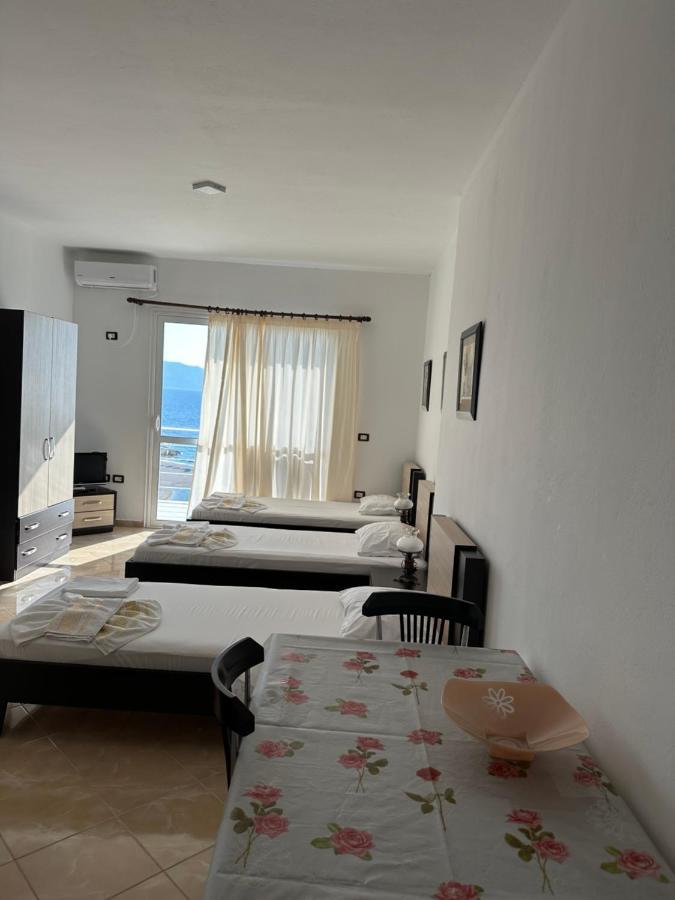 Blue Bay Apartments Sarandë Eksteriør bilde
