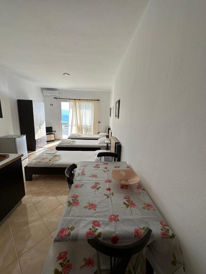 Blue Bay Apartments Sarandë Eksteriør bilde