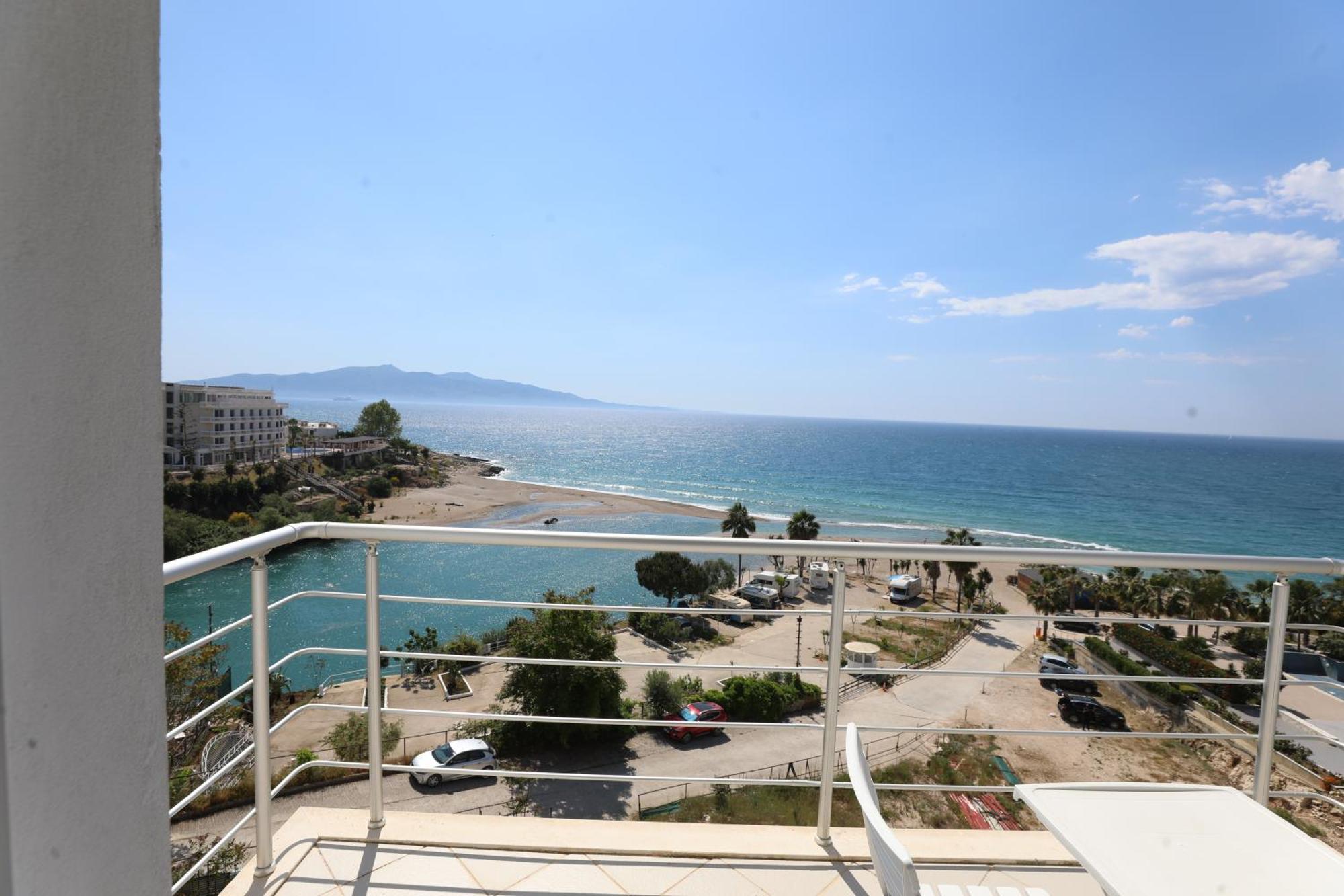Blue Bay Apartments Sarandë Eksteriør bilde