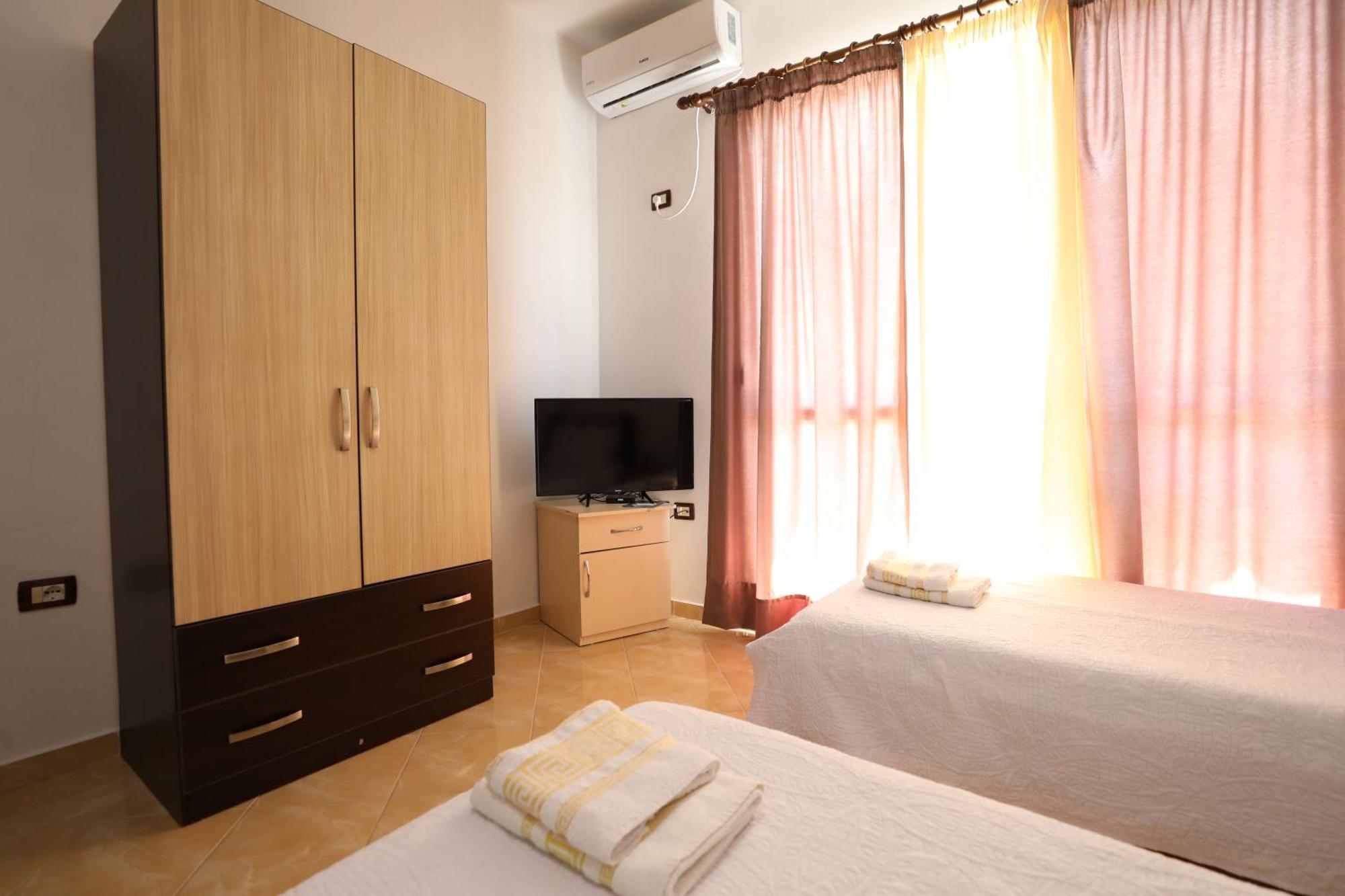 Blue Bay Apartments Sarandë Eksteriør bilde