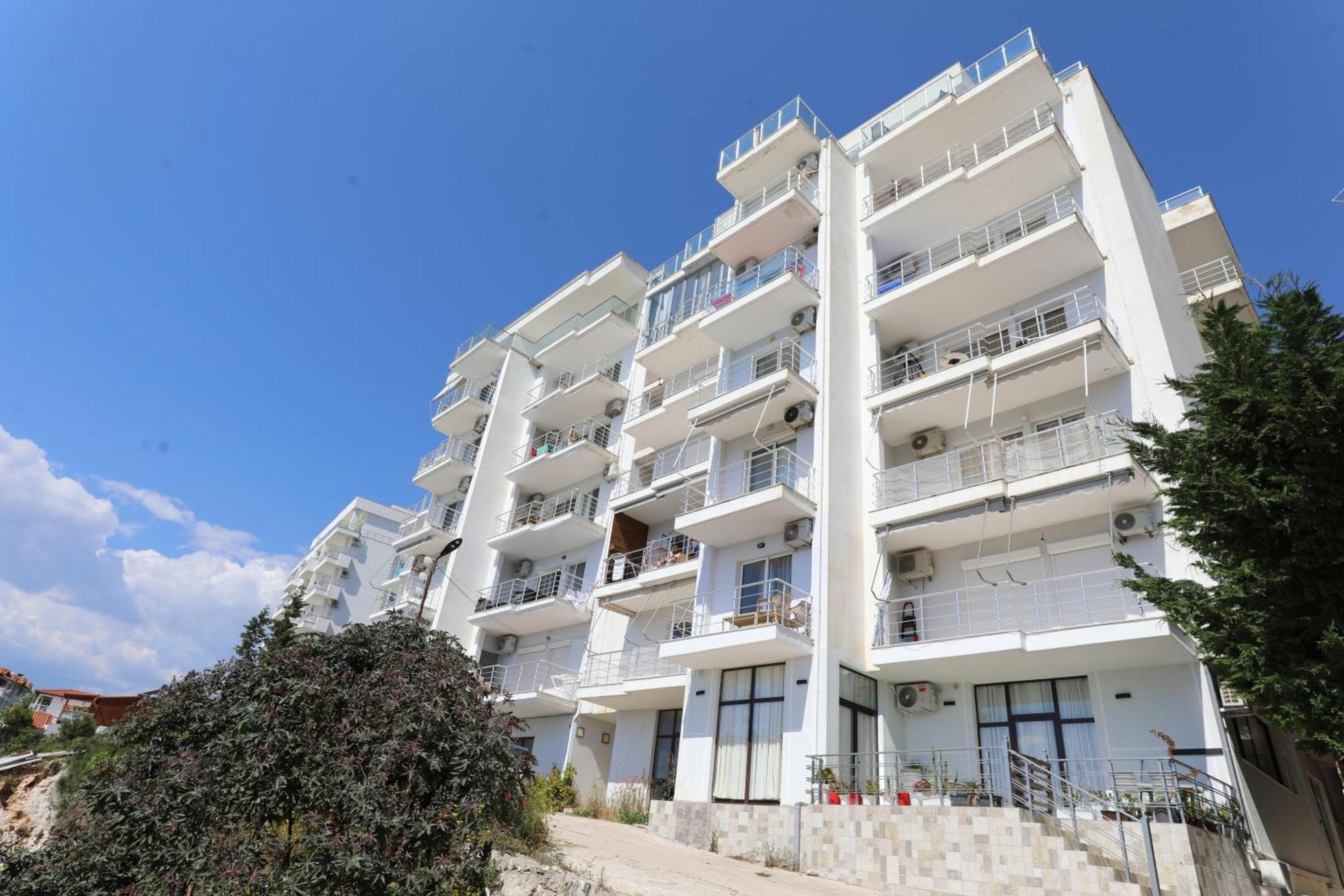 Blue Bay Apartments Sarandë Eksteriør bilde