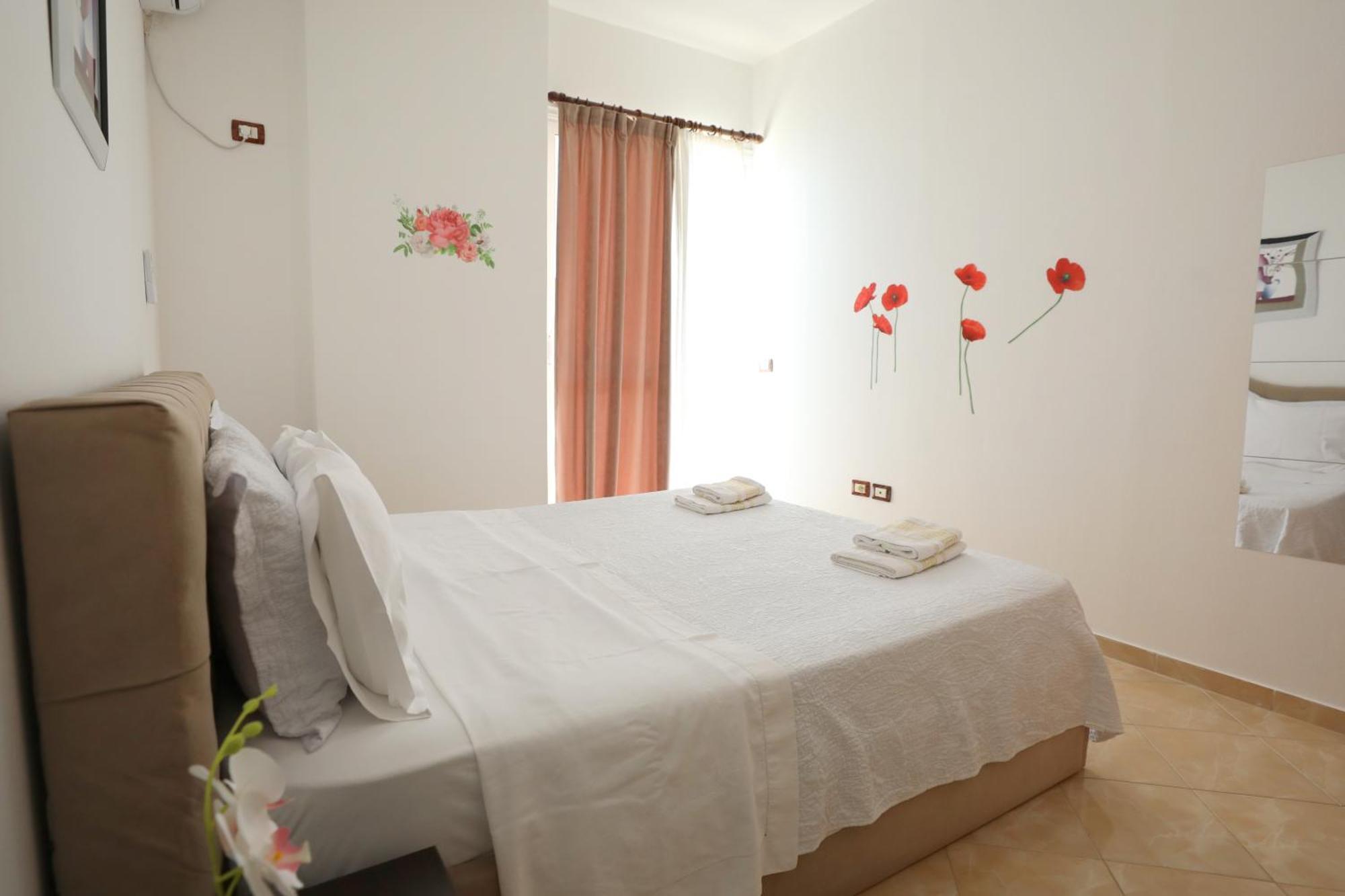 Blue Bay Apartments Sarandë Eksteriør bilde